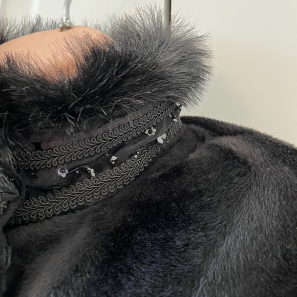 LAURA Faux Fur Jacket, SZ M, Black, Classy, Cocktails - Picture 7 of 10